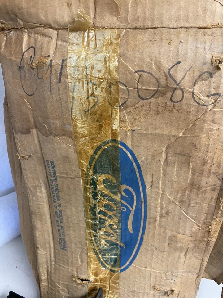 NUEVO SOPORTE DE FAROS FORD STOCK ANTIGUO, 69,70 MERCURY MARQUIS, MONTEREY, SOPORTE, CAJA! Foto 2 de 4