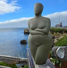 Vintage Donna Polseno Mother Earth Goddess Statue Pottery Vase