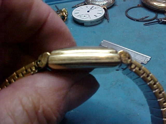 RELOJ HAMILTON DYSON MODELO HOMBRE MOVIMIENTO 747 GF VINTAGE EN CAJA ORIGINAL Foto 2 de 4