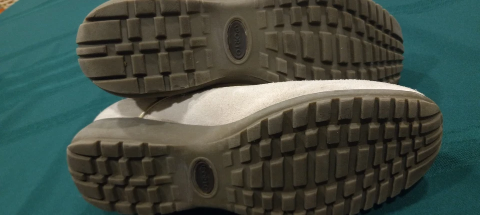 Botas esportivas femininas bege estilo Katie tamanho 7,5 - Imagem 4 de 4