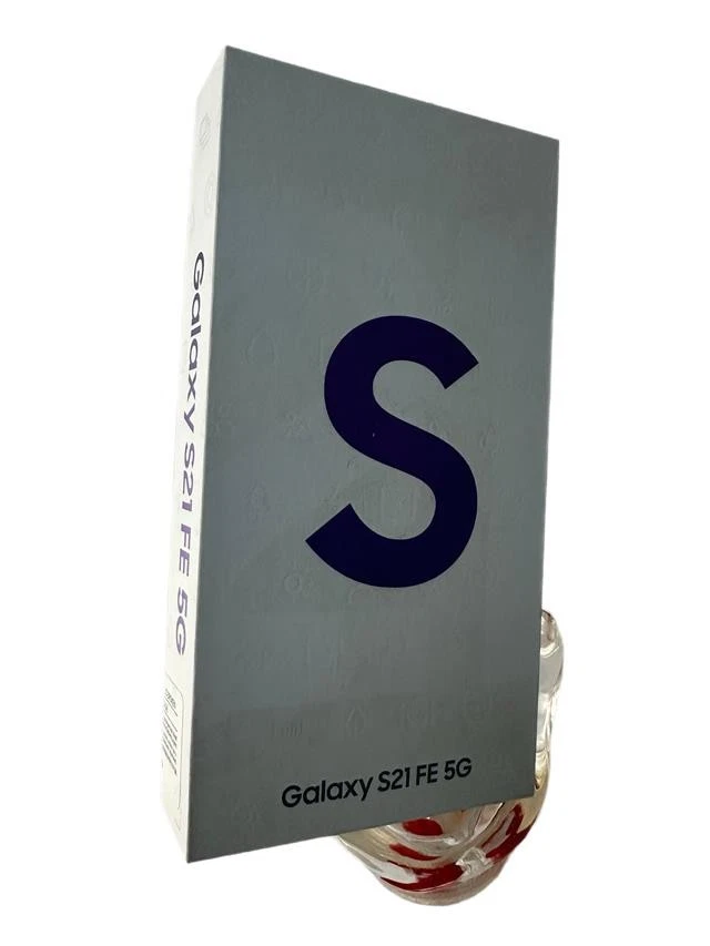 Samsung Galaxy S21 FE 5G SM-G990B/DS Lavender 128GB Brand New* UK 1 Yr Warranty  - Image 3 of 4