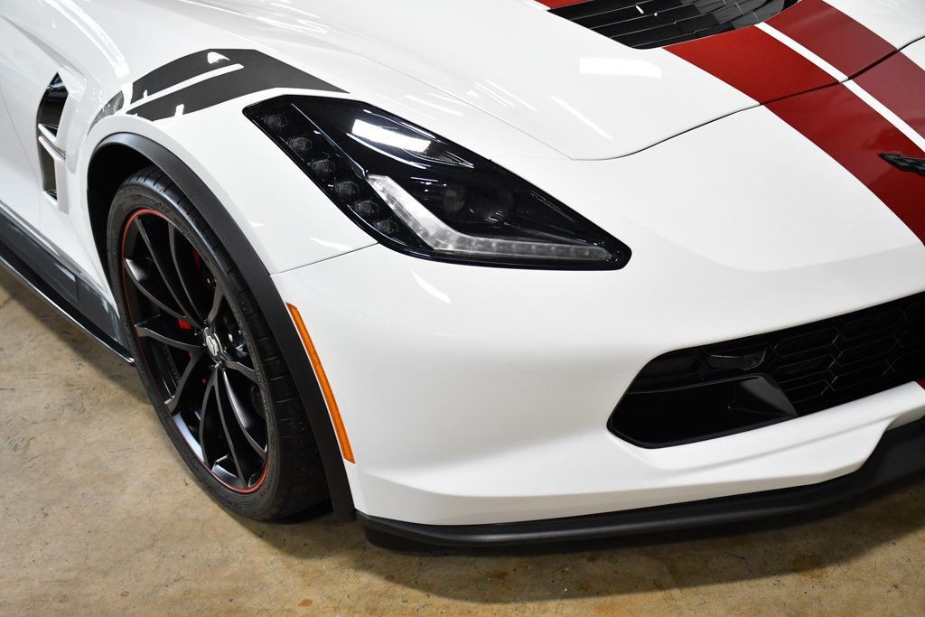 2019 White Chevrolet Corvette   | C7 Corvette Photo 10