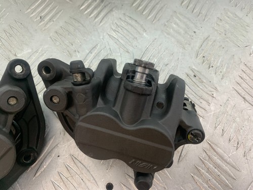 TRIUMPH 675 STREET TRIPLE BREMSSÄTTEL VORNE 2013-2016 (CMB1186) - Bild 3 von 12