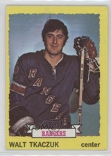 1973-74 Topps Walt Tkaczuk #25 sq1