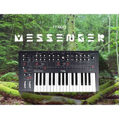 Moog MESSENGER Monophonic Recording Keyboard Synthesizer w Hard