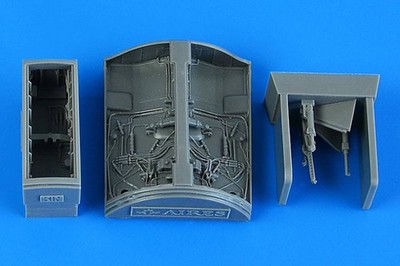 TF-104 Startfighter wheel bay - Kinetic - / 1:48 - Aires 4876