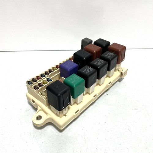 Lexus LS400, Fuse Box Cabin, 95-00, 4.0L, V8, RWD, 1UZFE, 82731-50010, OEM - Picture 2 of 9