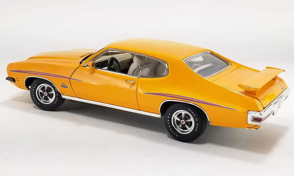 A1801224 1/18 PONTIAC GTO JUDGE COUPE 1971 LAST RAM AIR MADE YELLOW - Photo 2/4