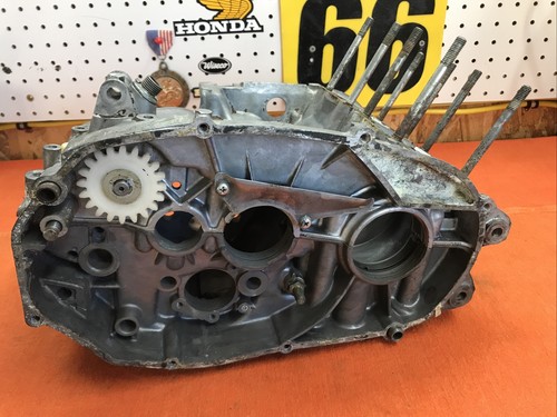 1974 YAMAHA RD350 CRANKCASE ASSEMBLY - Picture 2 of 24