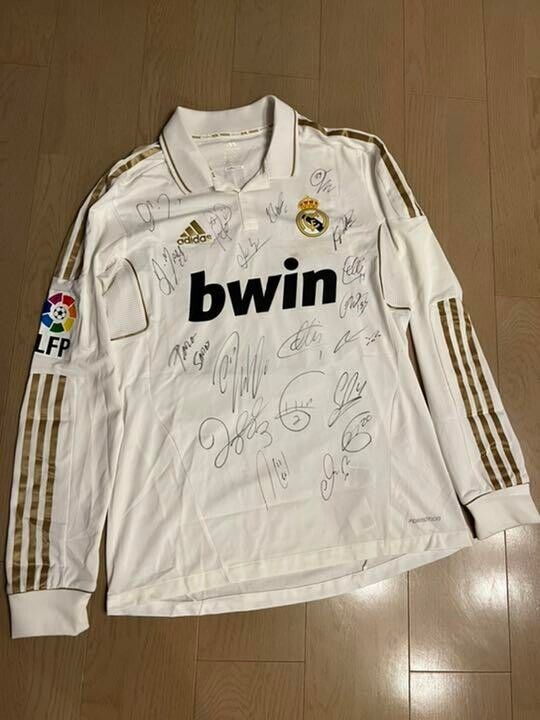 Player Issue Jersey 11/12 Real Madrid All autographs #12 Player Issue Jersey 11/12 Real Madrid All autographs #12