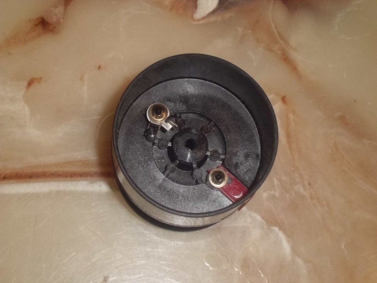 2 Bobines Pour Moulinet Abu Garcia Cardinal Pro Max Concept 2000 - Neuves