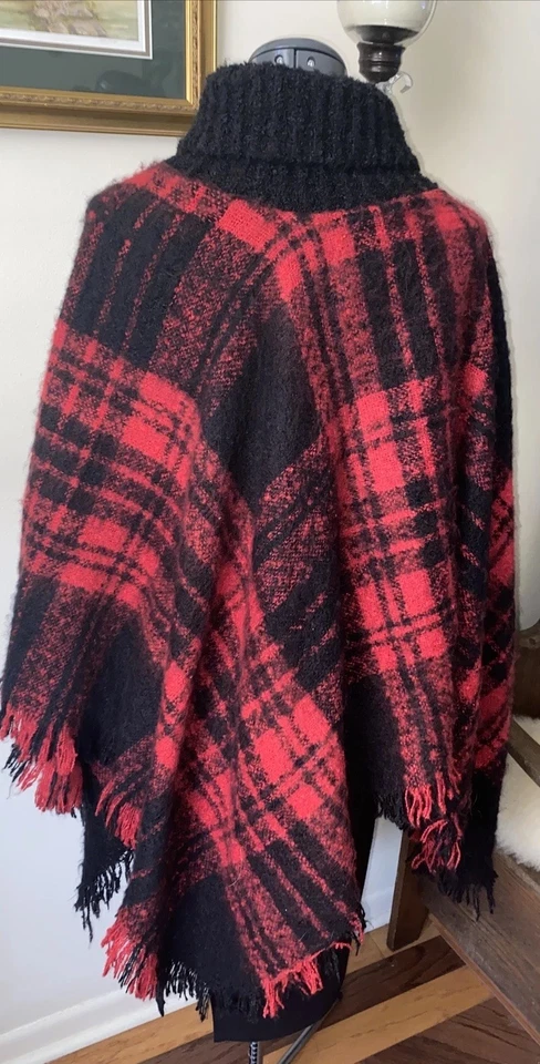 Новый с Ярлыками Steve Madden Boucle красный и черный клетку водолазка с бахромой пончо плащ надежном - Изображение 2 из 4