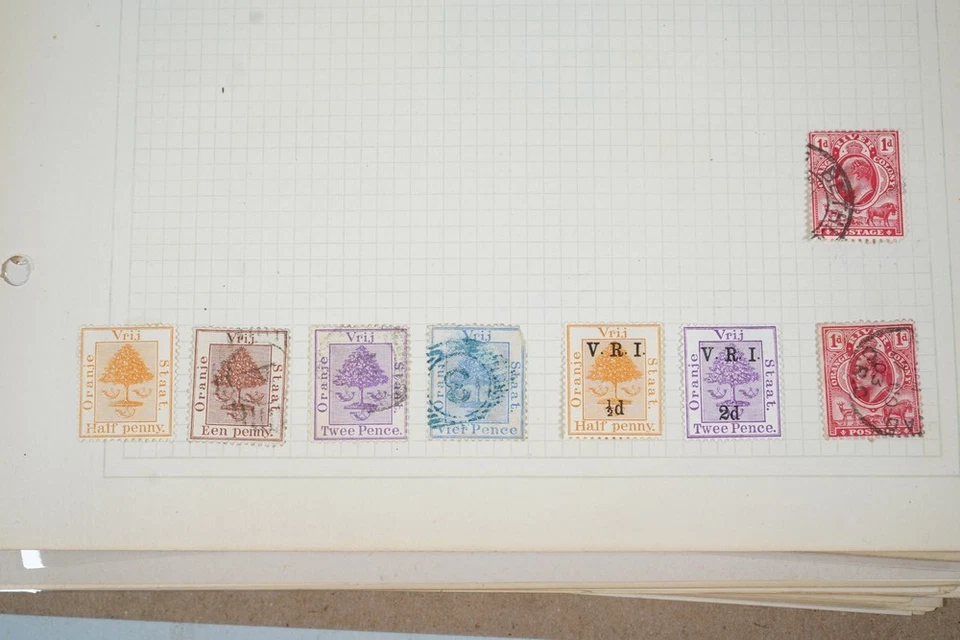 BRITISH COLONIES COLLECTION OF 1,100+ STAMPS MINT & USED STORED ON PAGES - Image 3 of 4