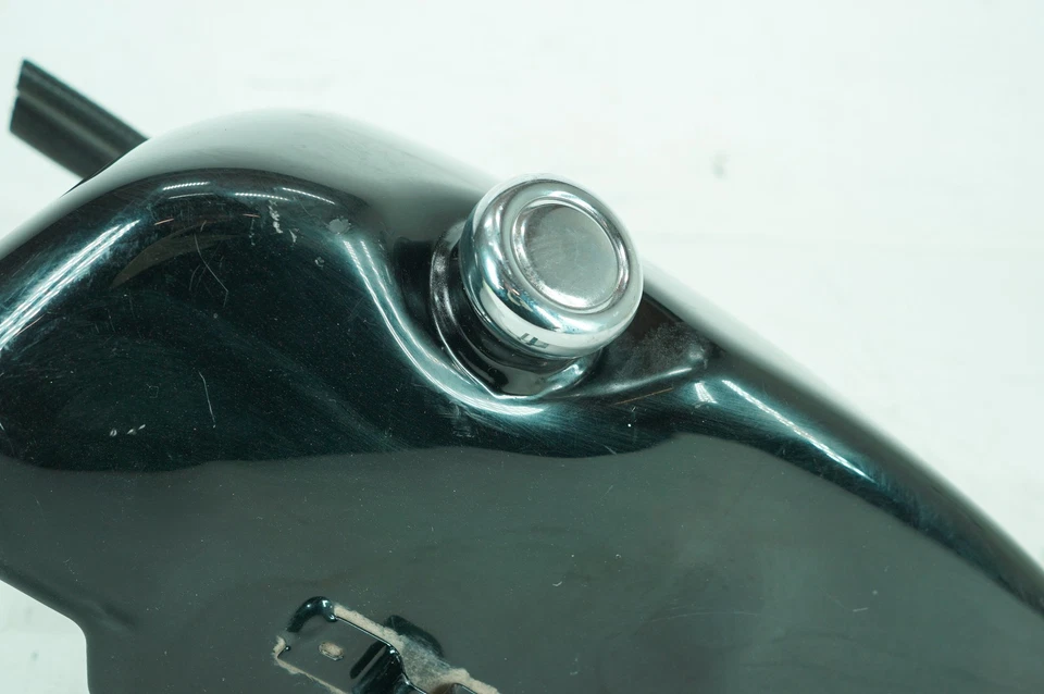 01 Harley Sportster XL883 Hugger OEM Oil Tank Reservoir Bottle Canister Dipstick Foto 3 de 4