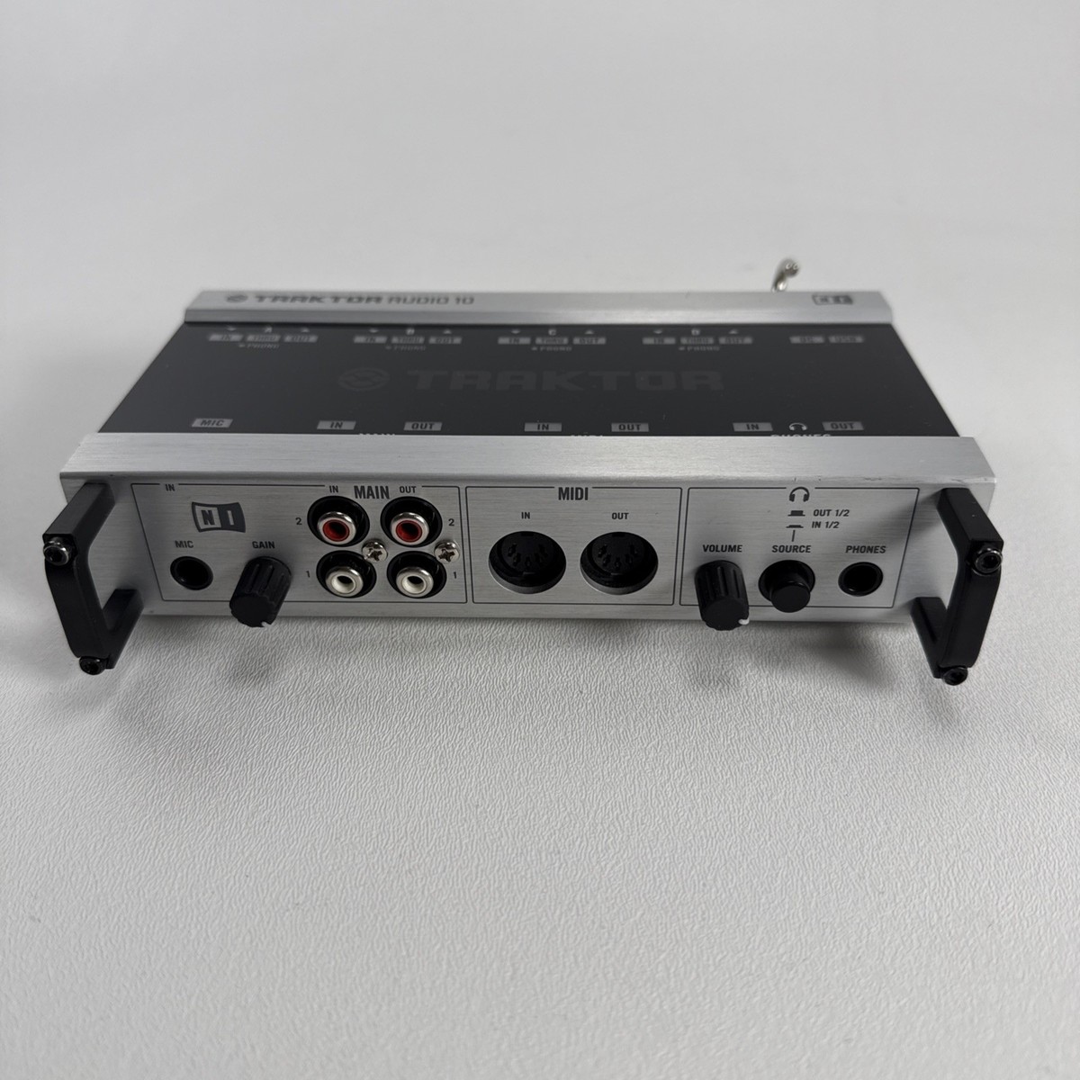 Native Instruments Traktor Audio 10 for sale online | eBay Native Instruments Traktor Audio 10 for sale online | eBay