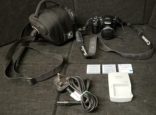 Canon PowerShot SX500 Is 16MP Digital Camera with 30x Optical Zoom 3 Batteries - Picture 2 of 17