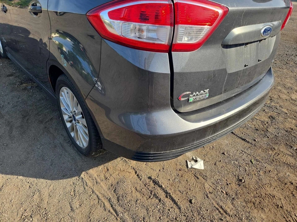 Used Rear Bumper Assembly Rear fits: 2017 Ford C-max w/o park assist Rear Grade Foto 2 de 4