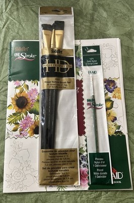 Plaid Folk Art One Stroke Artists HD Brush Lot & Booklet W/ Script Liner Flat