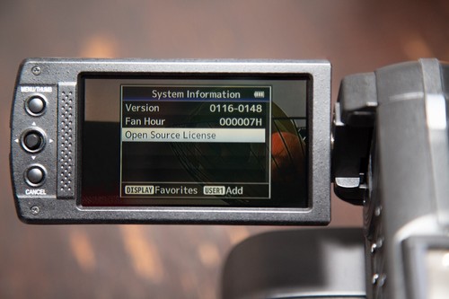 JVC GY-HM660 ProHD Streaming Camcorder. 7 HOURS only - Bild 2 von 21
