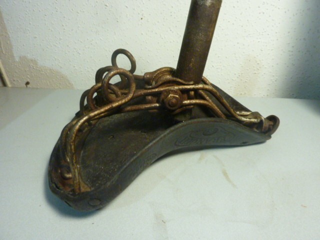 ANCIENNE SELLE CUIR MERCIER Vélo de Course Vintage EUR 18,00 - FR