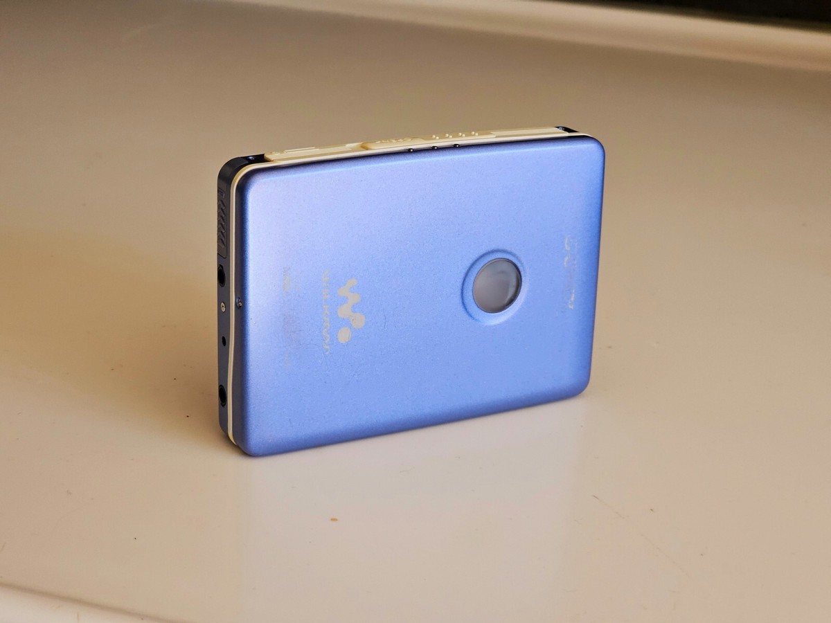 Blue Slim Sony WM-EX621 Walkman Cassette player Fully Working +