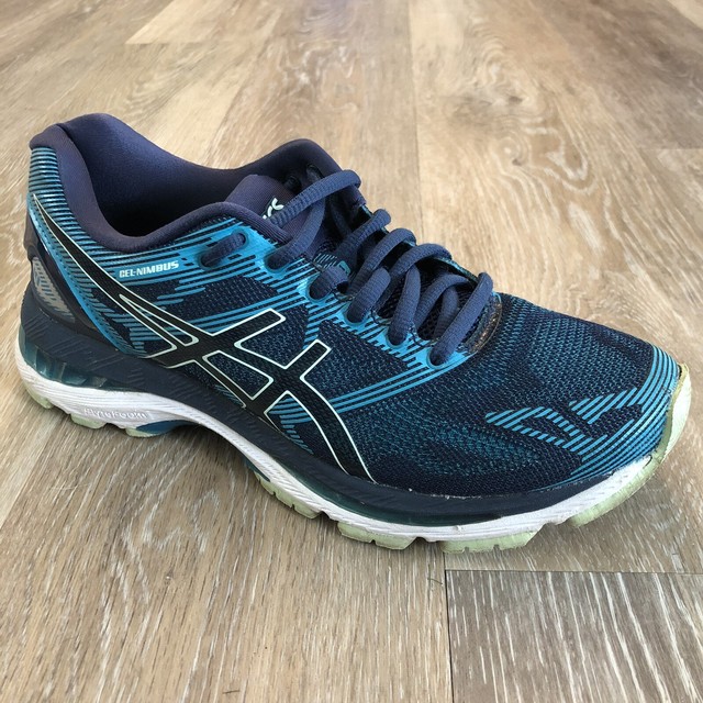 asics gel nimbus size 9