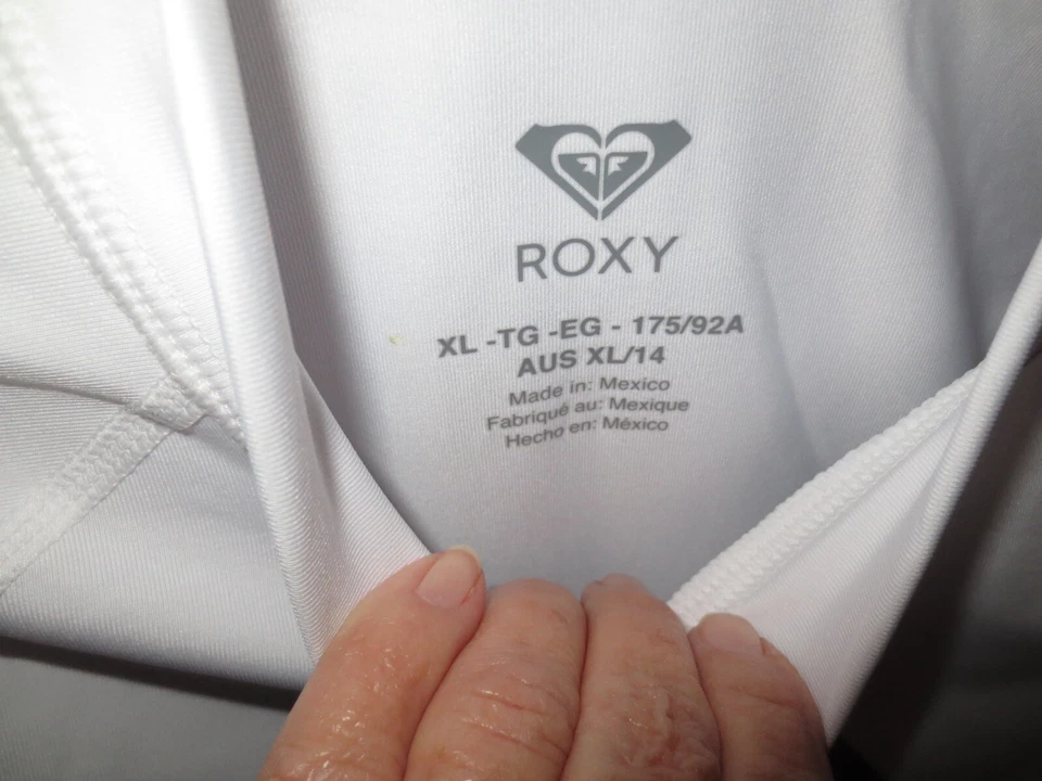 Protector solar Roxy Rashguard blanco manga corta para mujer UPF+50 talla XL NUEVO CON ETIQUETAS Foto 3 de 4