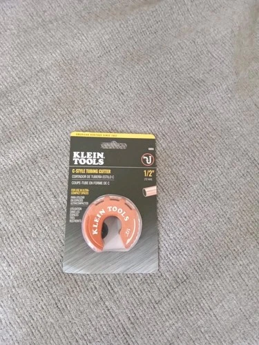 NEW KLEIN TOOLS 1/2" C- STYLE COPPER TUBING CUTTER 50055 FOR COMPACT AREA'S