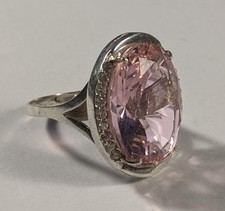 Vintage ring sterling silver 925 Size 9 Weight 7.83 g. Pink gem.