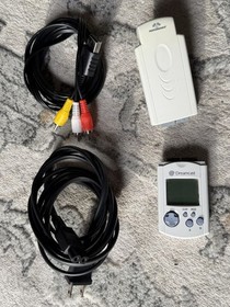 Sega Dreamcast Console BUNDLE HKT-3020 w/ OEM controllers, VMU Memory! Excellent