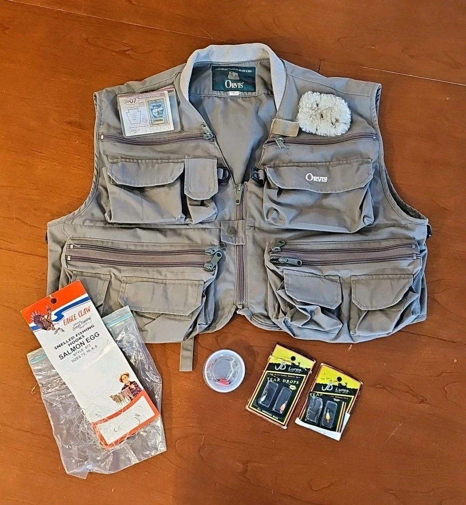 VTG Vintage Orvis Fly Fishing Vest Men's Large Khacki Tan With Flies Etc
Opens in a new window or ta