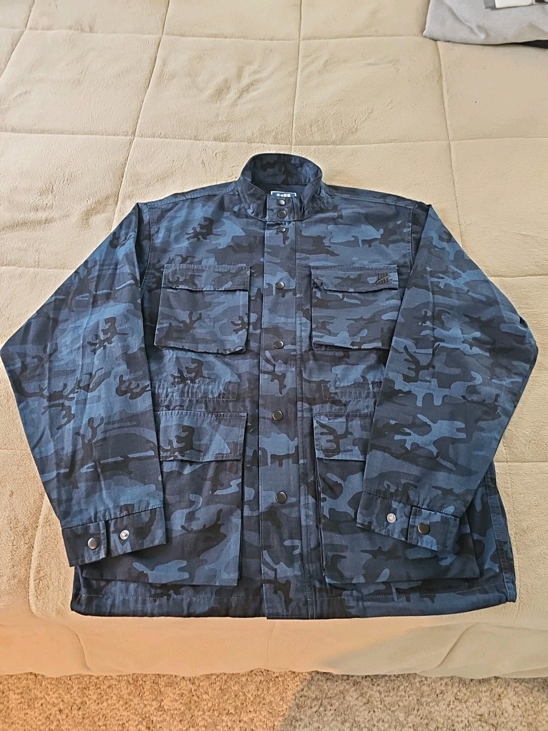 Undefeated Men's Blue Camo Military Jacket Size Large Full Zip