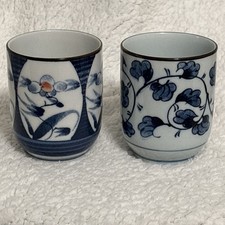 Vintage Set Of 2 Japanese Ceramic Blue & White Floral 3&rdquo; Sake Tea Cups