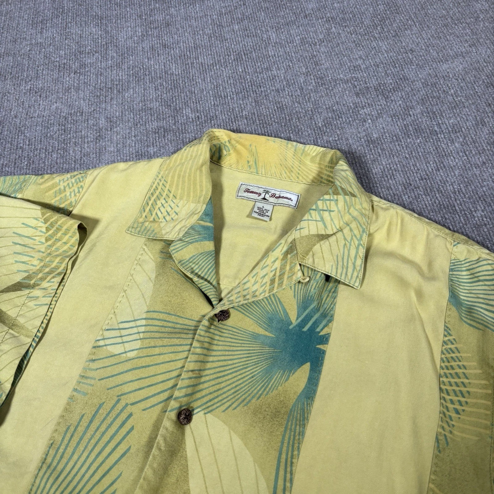 Tommy Bahama Shirt Mens L Yellow 100% Silk Tropical Palm Floral Camp Hawaiian