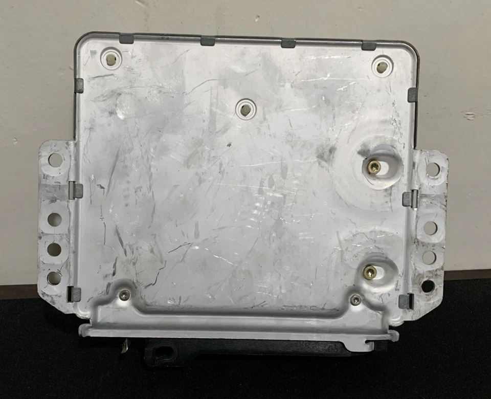 Computadora Saab 1991 900S 16 válvulas Jetronic Brain Box Bosch Part# 0280000901 Foto 2 de 4