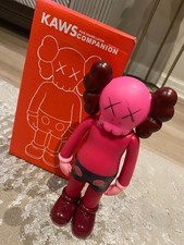 Kaws Open Edition 5 years later Companion Figure - Pink - 20cm - New