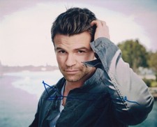 DANIEL GILLIES signed Autogramm 20x25cm VAMPIRE DIARIES in Person autograph COA