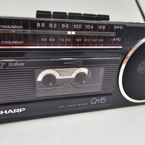 Selten 1983 Sharp QT15 Radio Kassettenspieler & Recorder für Teile oder Reparatur - Bild 3 von 15