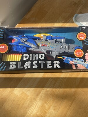 VIVITAR ROBO DINO Blaster Rapid Fire Gun 40 Darts Light Up/Sounds,Damage Package