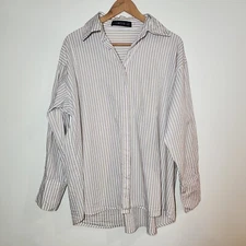 Lioness Women's Boyfriend Button Up Shirt / Striped / 100% Cotton / Size medium