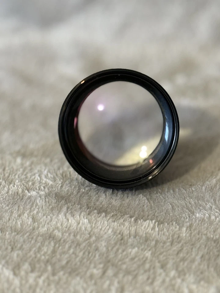 Tapas y estuche extensor de conversión auxiliar teleobjetivo de rosca de 46 mm incluidos Foto 2 de 4