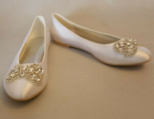 plain bridal shoes