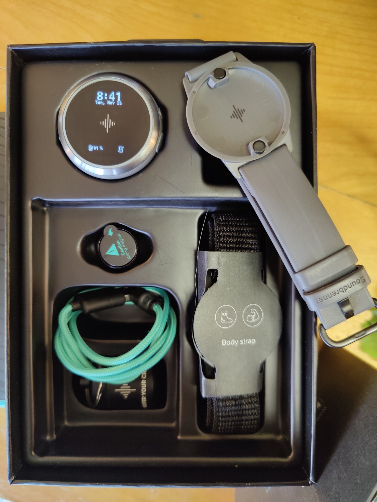 Soundbrenner Core Musician's Smartwatch Vibrating Metronome, Contact