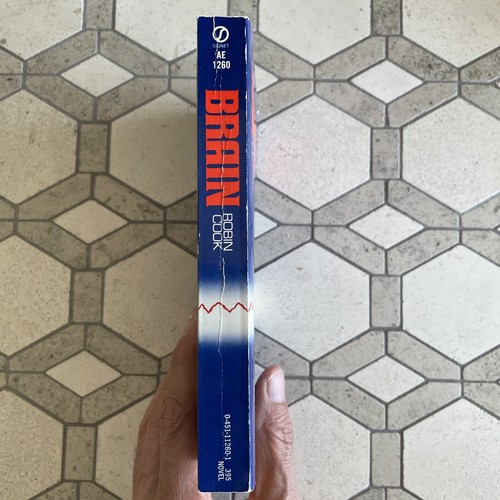 BRAIN By Robin Cook - Paperback Very Good Condition - Picture 6 of 6