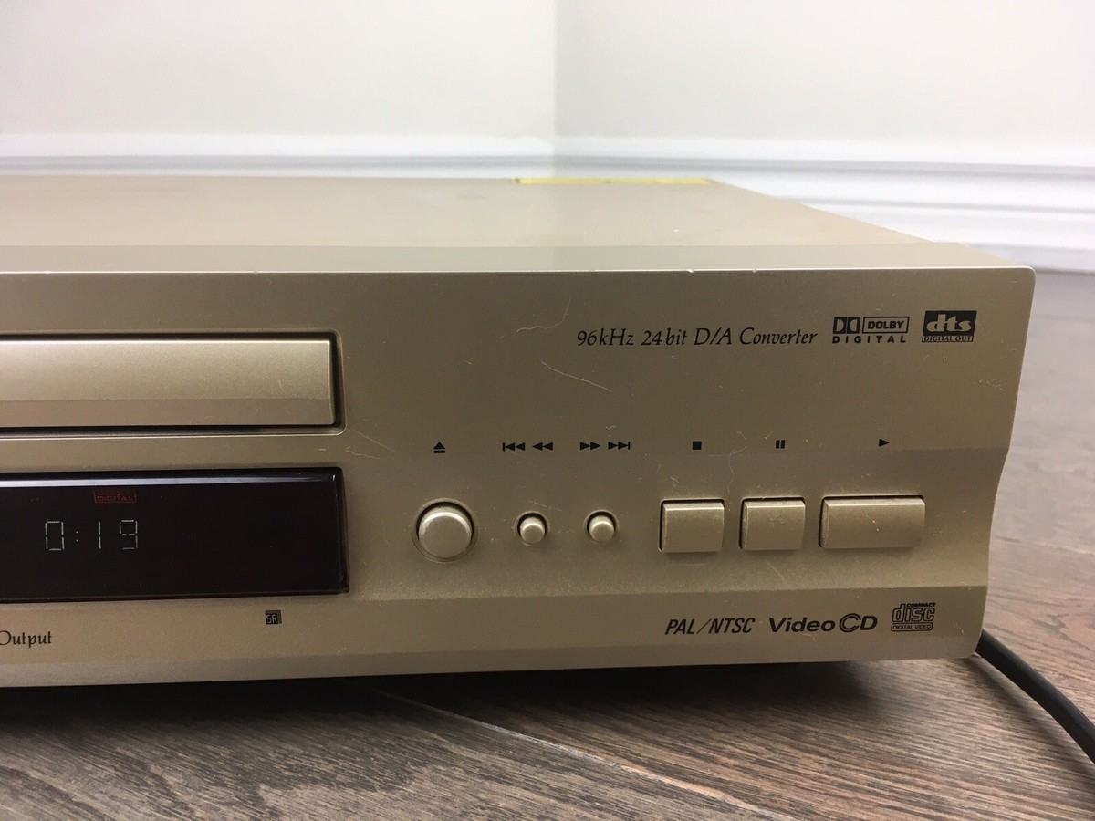PIONEER DV-3300 PAL/NTSC DVD Player 2000 JAPAN No Remote TESTED
