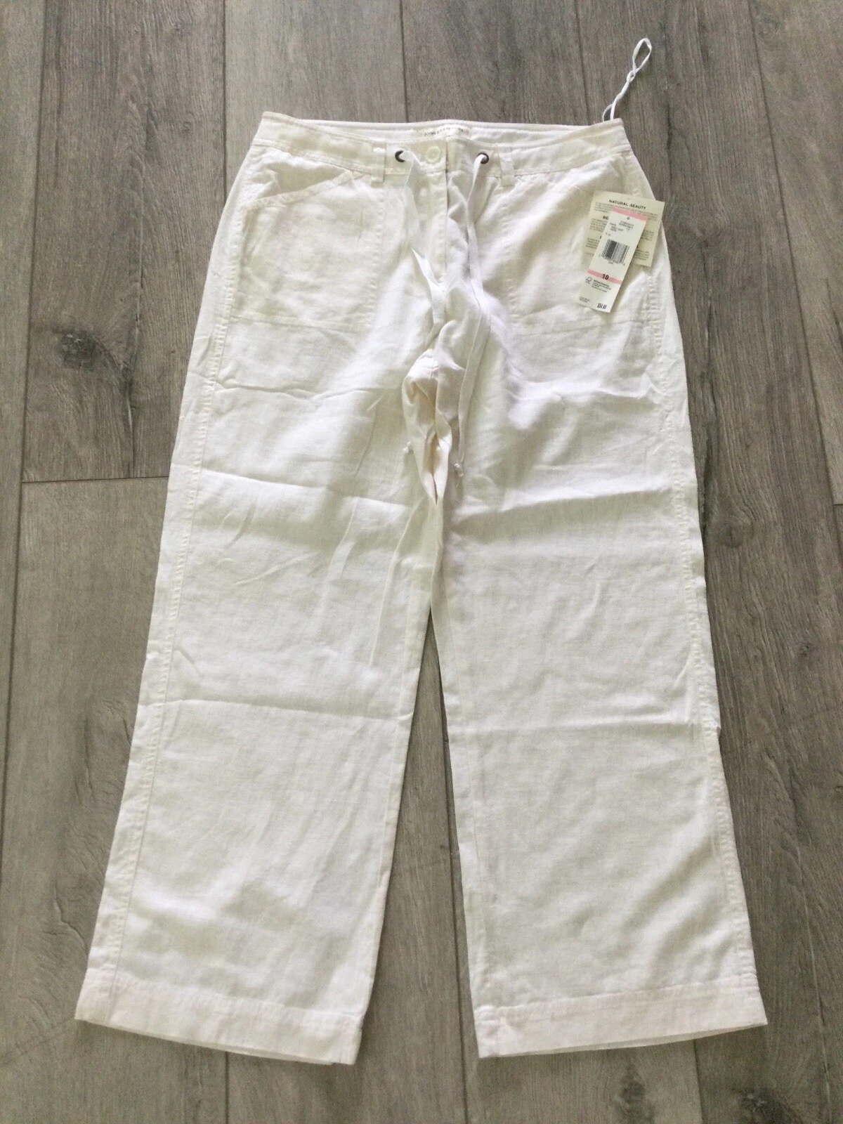 JONES NEW YORK Sport Linen/Cotton Ivory/White Capri’s. Vintage. Size 10. NEW.