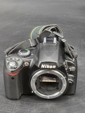 Nikon D40 body SLR camera. D-40 Digital Camera Body Only