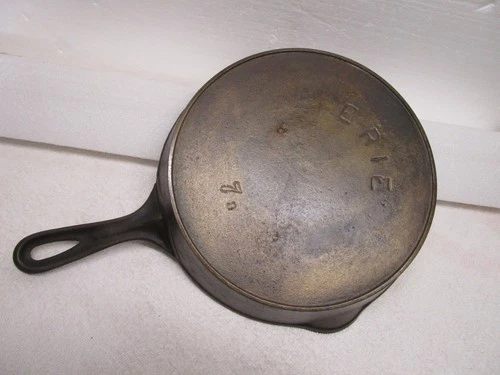 Antique Pre Griswold Erie #7 FLAT Cast Iron Skillet with Maker’s Mark