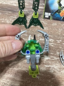 Lego Bionicle Barraki Ehlek 8920 (Incomplete Figure) Retired RARE!! w/ Manual