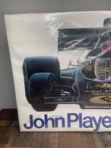 John Player Special Lotus 1/8 scale Model Kit #9039 by Entex ~ New sealed - Bild 3 von 10